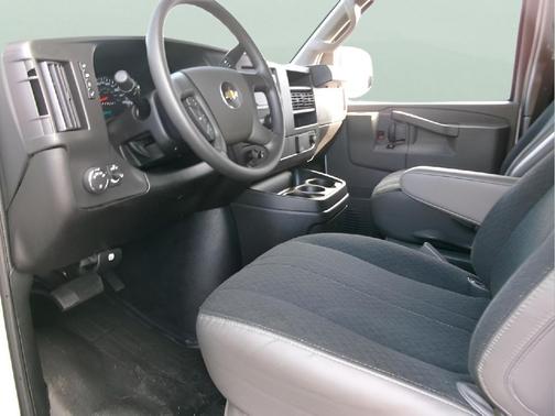 Summit White 2025 Chevrolet Express 2500 LT
