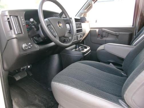 Summit White 2025 Chevrolet Express 2500 LT