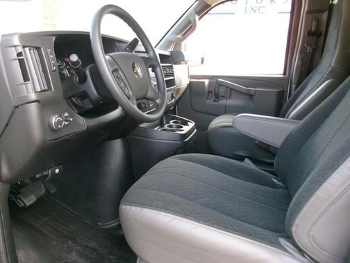 Summit White 2025 Chevrolet Express 2500 LT