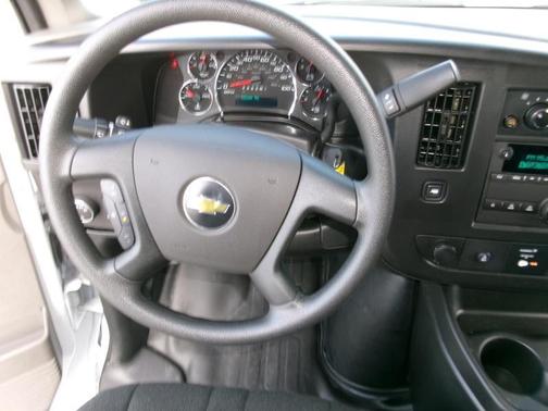 Summit White 2025 Chevrolet Express 2500 LT