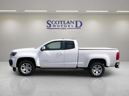 Summit White 2022 Chevrolet Colorado LT