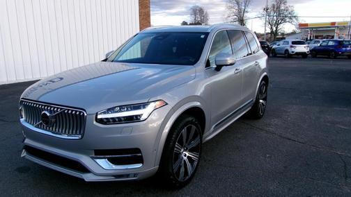 2024 Volvo XC90 B6 Plus Bright Theme 7-Seater