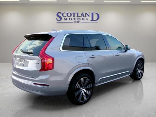 2024 Volvo XC90 B6 Plus Bright Theme 7-Seater