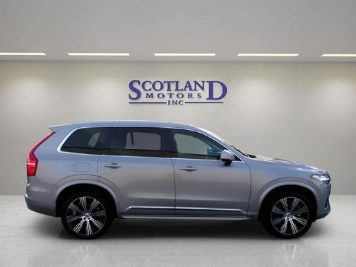 2024 Volvo XC90 B6 Plus Bright Theme 7-Seater
