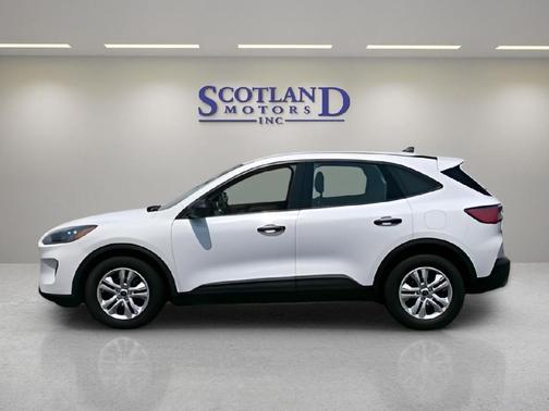 Oxford White 2022 Ford Escape S