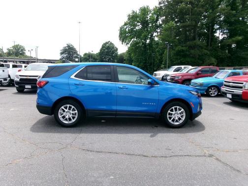 Riptide Blue Metallic 2024 Chevrolet Equinox 1LT