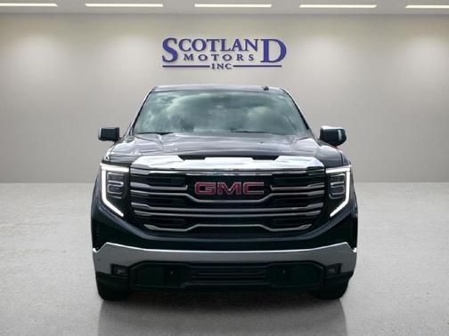 Onyx Black 2026 GMC Sierra 1500 SLT