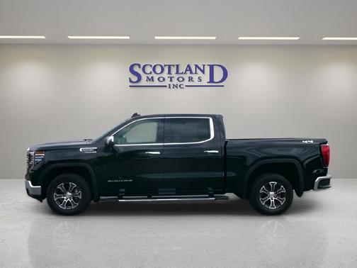 Onyx Black 2026 GMC Sierra 1500 SLT