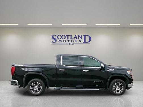 Onyx Black 2026 GMC Sierra 1500 SLT