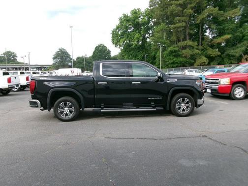 Onyx Black 2026 GMC Sierra 1500 SLT