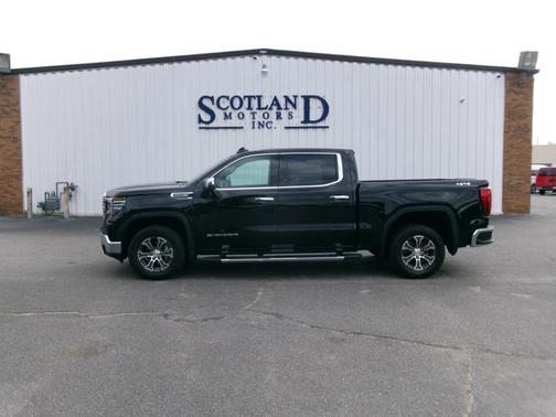 Onyx Black 2026 GMC Sierra 1500 SLT