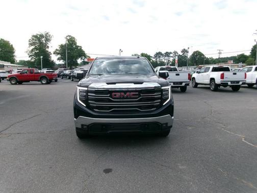 Onyx Black 2026 GMC Sierra 1500 SLT