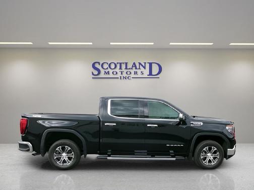 Onyx Black 2026 GMC Sierra 1500 SLT