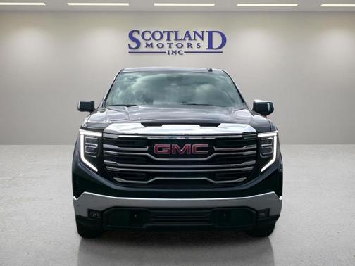Onyx Black 2026 GMC Sierra 1500 SLT