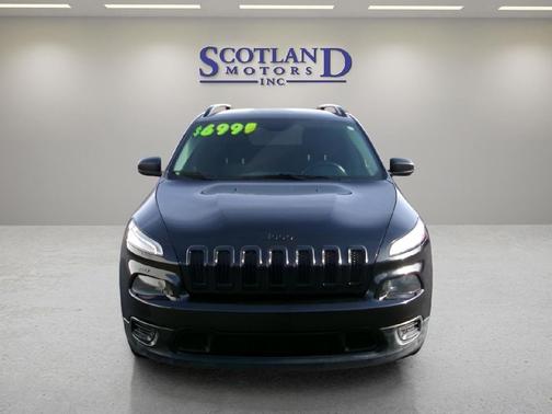 2016 Jeep Cherokee Sport