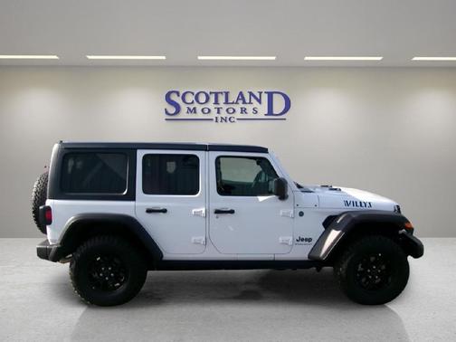 2025 Jeep Wrangler 4xe Willys