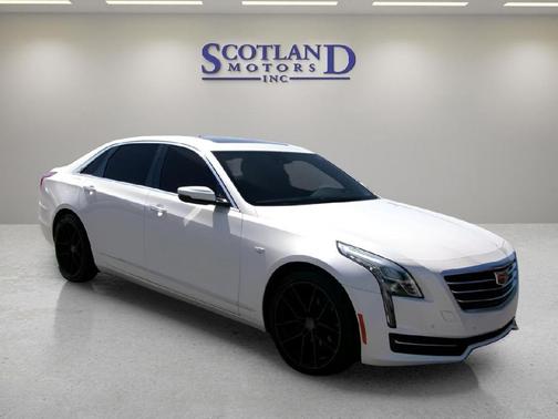 Crystal White Tricoat 2017 Cadillac CT6 3.6L Base
