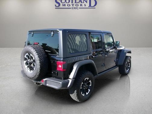 Black Clearcoat 2025 Jeep Wrangler 4xe Rubicon