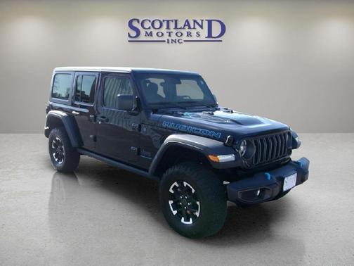 Black Clearcoat 2025 Jeep Wrangler 4xe Rubicon