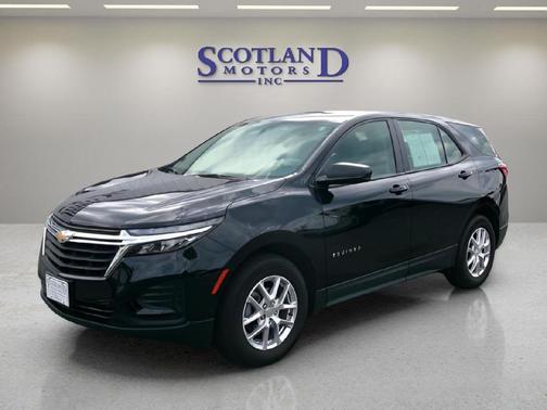 Mosaic Black Metallic 2024 Chevrolet Equinox LS