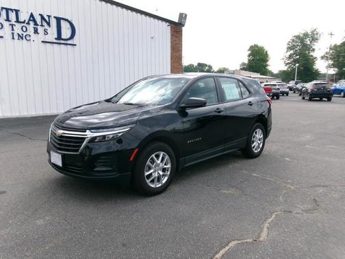 Mosaic Black Metallic 2024 Chevrolet Equinox LS