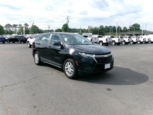 Mosaic Black Metallic 2024 Chevrolet Equinox LS