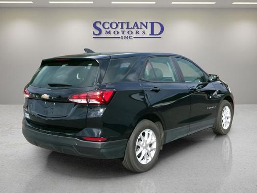 Mosaic Black Metallic 2024 Chevrolet Equinox LS