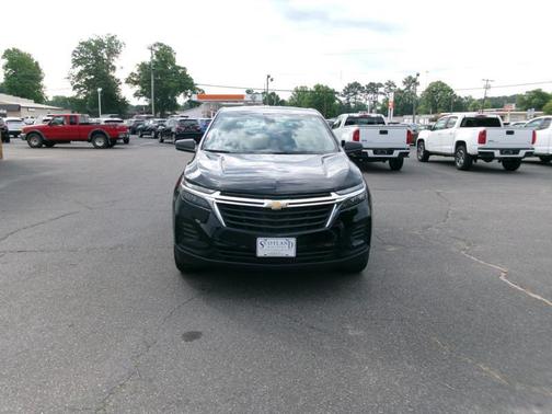 Mosaic Black Metallic 2024 Chevrolet Equinox LS