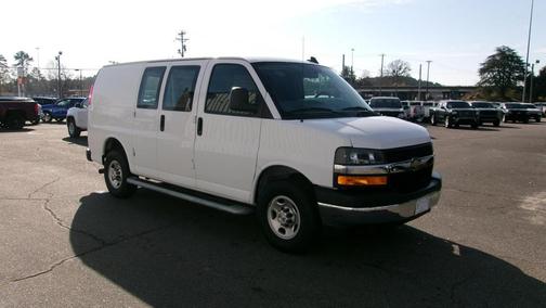 2024 Chevrolet Express 2500 RWD 2500 Regular Wheelbase WT