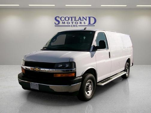 Summit White 2024 Chevrolet Express 2500 LT