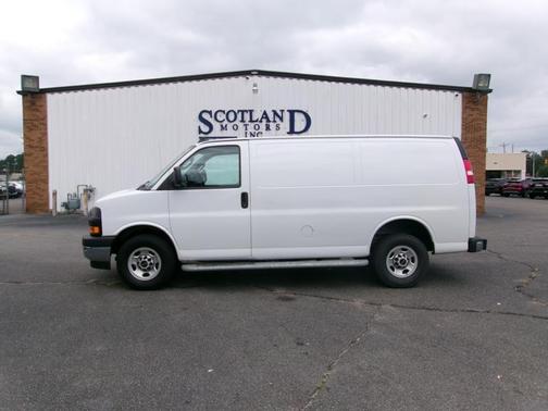 2023 GMC Savana 2500 Work Van