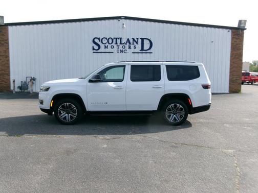 Bright White Clearcoat 2025 Jeep Wagoneer 4x4