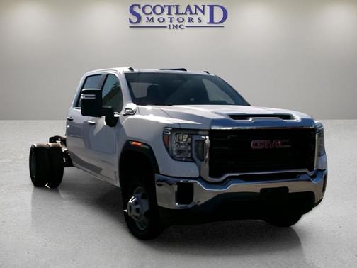 Summit White 2022 GMC Sierra 3500 Base
