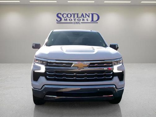 WHITE 2025 Chevrolet Silverado 1500 LTZ