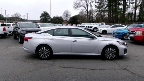 2025 Nissan Altima 2.5 SV