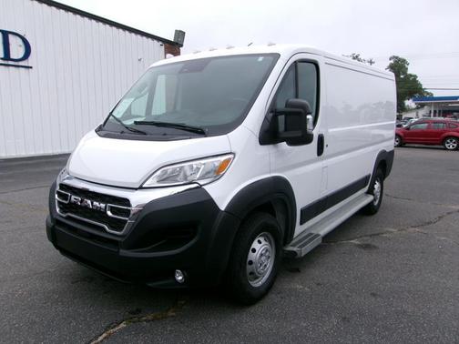 2023 RAM ProMaster 2500 Base