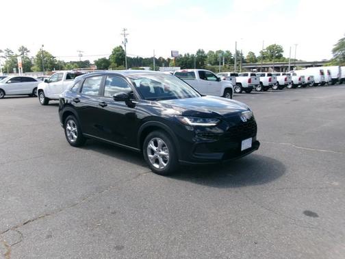 Crystal Black Pearl 2025 Honda HR-V LX
