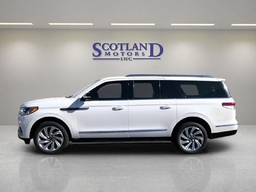 2024 Lincoln Navigator Reserve
