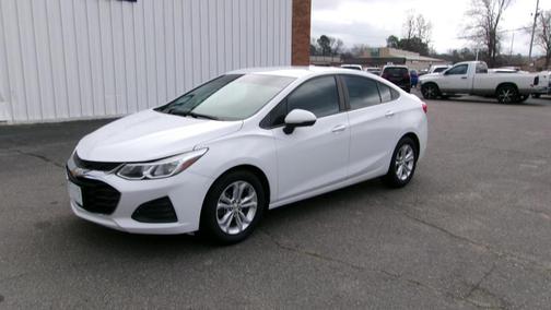 2019 Chevrolet Cruze LS