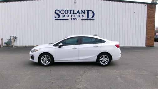 2019 Chevrolet Cruze LS