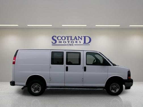 2024 GMC Savana 2500 Work Van