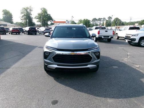 Sterling Gray Metallic 2025 Chevrolet Trailblazer LT