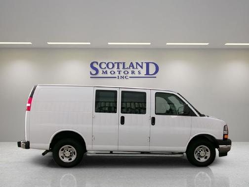 2024 Chevrolet Express 2500 RWD 2500 Regular Wheelbase WT