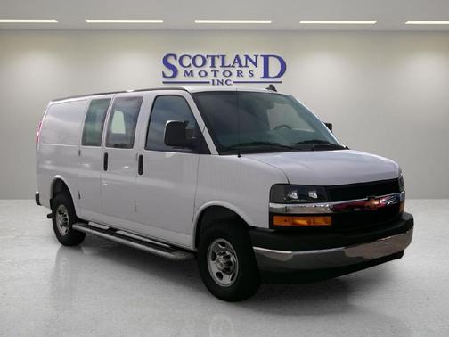 2024 Chevrolet Express 2500 RWD 2500 Regular Wheelbase WT