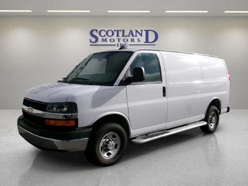2024 Chevrolet Express 2500 RWD 2500 Regular Wheelbase WT