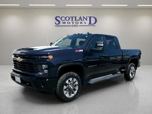 Dark Ash Metallic 2024 Chevrolet Silverado 2500 Custom