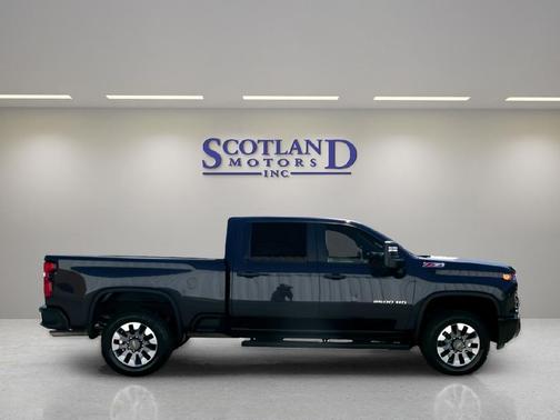 Dark Ash Metallic 2024 Chevrolet Silverado 2500 Custom