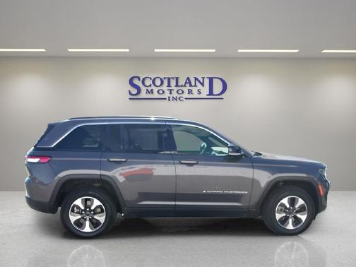 2024 Jeep Grand Cherokee 4xe Base