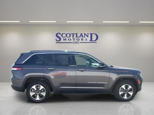 2024 Jeep Grand Cherokee 4xe Base