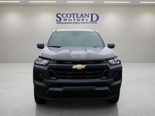 2023 Chevrolet Colorado WT